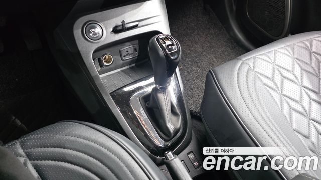 Renault Korea QM3 2014 — photo 12