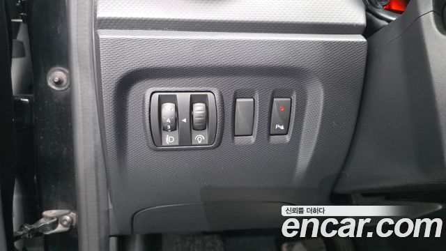 Renault Korea QM3 2014 — photo 24