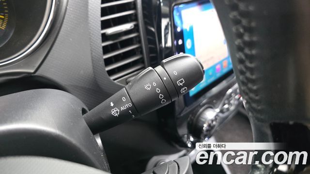 Renault Korea QM3 2014 — photo 28