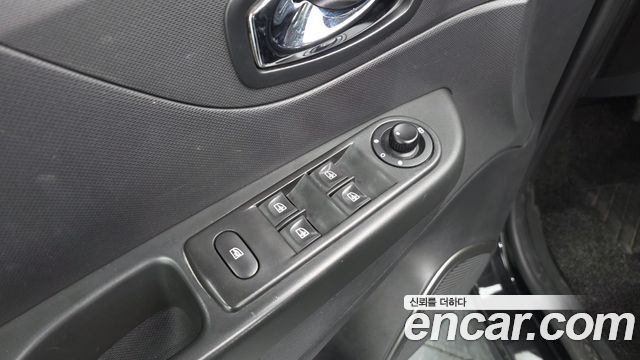 Renault Korea QM3 2014 — photo 29