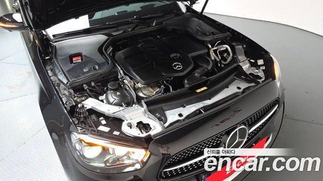 Mercedes-Benz E-Class 2021 — photo 6