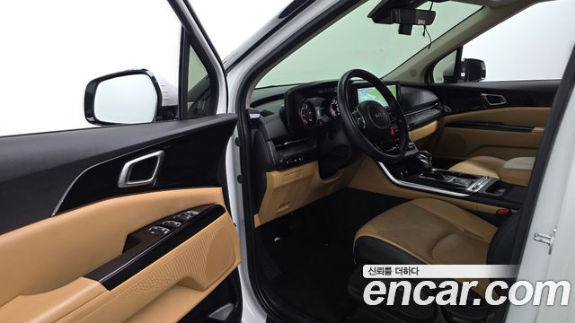 Kia Canival 2023 — photo 13