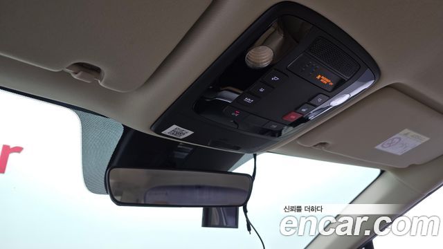 Kia Canival 2023 — photo 25