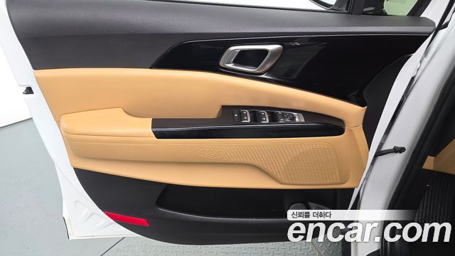 Kia Canival 2023 — photo 15