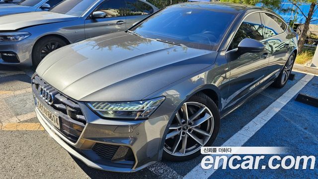 Audi A7 2020 — photo 2