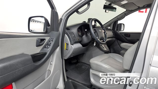 Hyundai Starex 2016 — photo 13