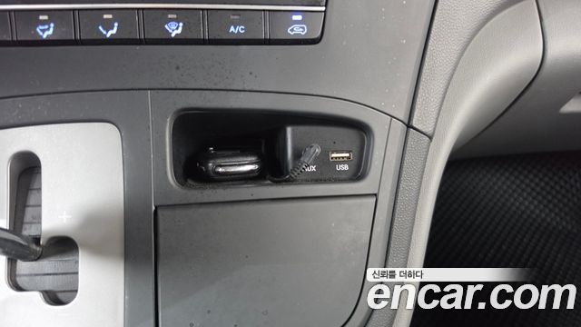 Hyundai Starex 2016 — photo 18