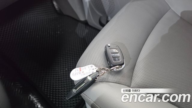 Hyundai Starex 2016 — photo 22