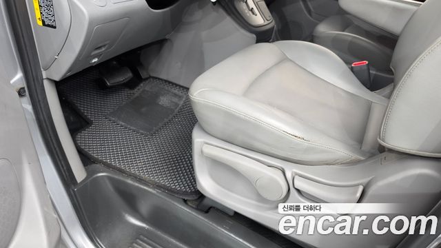 Hyundai Starex 2016 — photo 23