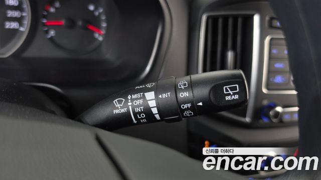 Hyundai Starex 2016 — photo 27