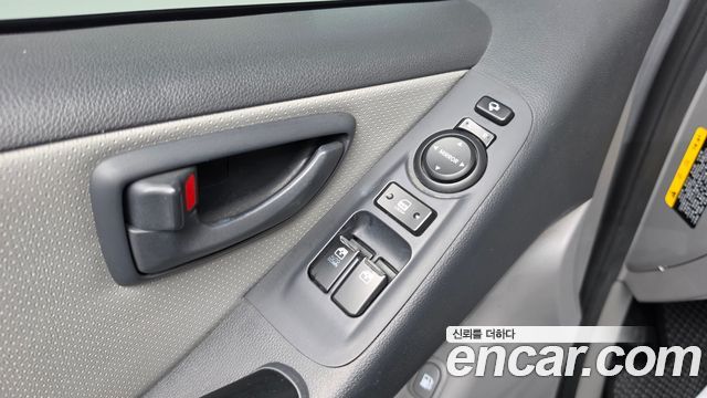 Hyundai Starex 2016 — photo 30