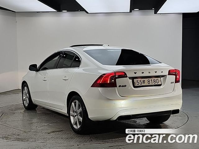 Volvo S60 2017 — photo 3