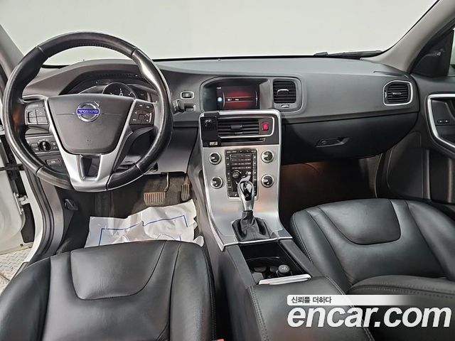 Volvo S60 2017 — photo 5