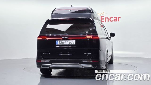 Kia Canival 2023 — photo 4
