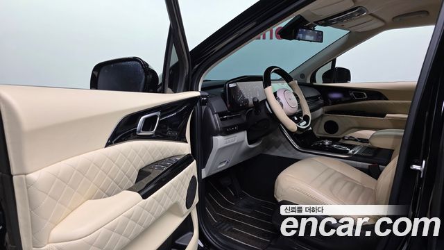 Kia Canival 2023 — photo 13