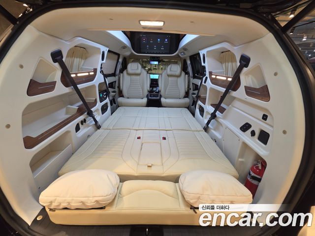 Kia Canival 2023 — photo 28