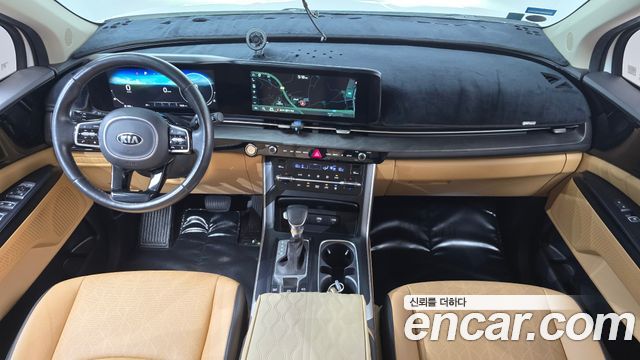 Kia Canival 2021 — photo 10