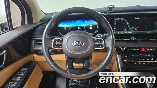 Kia Canival 2021 — photo 18