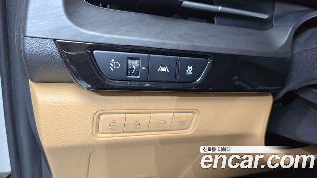 Kia Canival 2021 — photo 22