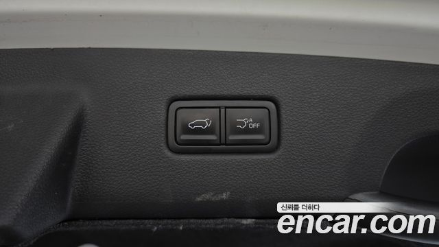 Kia Canival 2021 — photo 26
