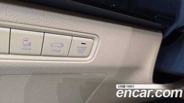 Kia Canival 2021 — photo 33
