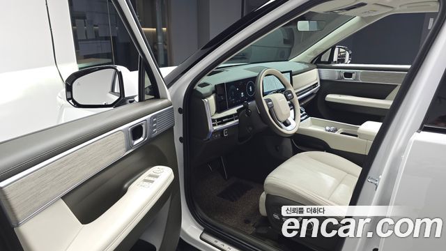 Hyundai Santafe 2025 — photo 13