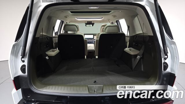 Hyundai Santafe 2025 — photo 27
