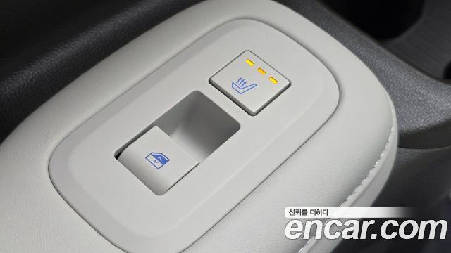 Hyundai Santafe 2025 — photo 39
