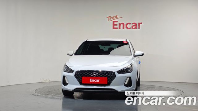 Hyundai i30 2018 — photo 3