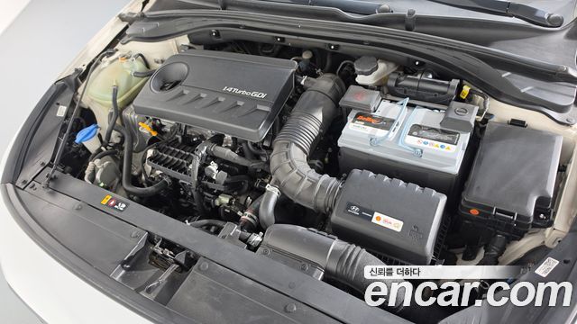 Hyundai i30 2018 — photo 6