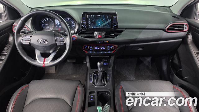 Hyundai i30 2018 — photo 7