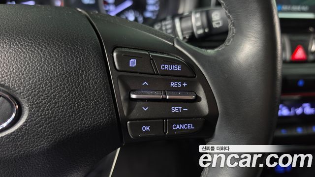 Hyundai i30 2018 — photo 18