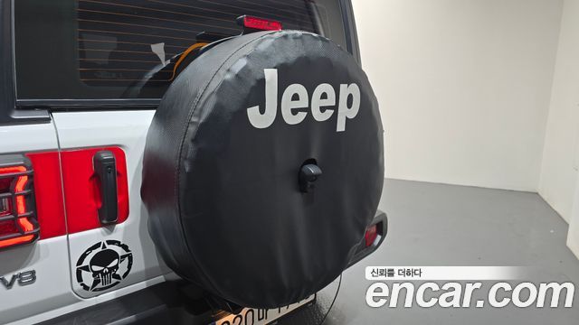 Jeep Wrangler 2024 — photo 28