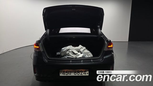 Hyundai Sonata 2018 — photo 20