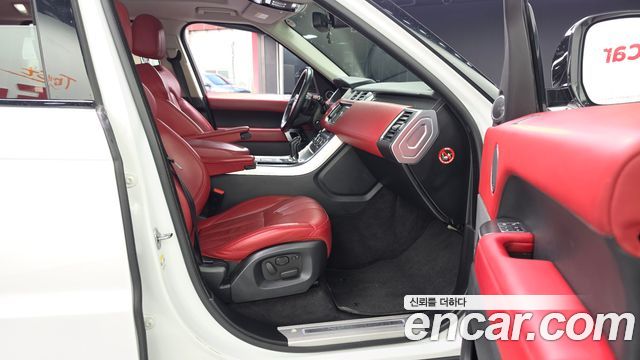 Land Rover Range Rover Sport 2014 — photo 17