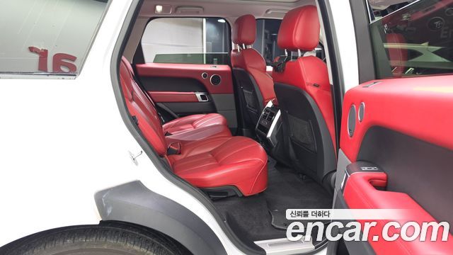 Land Rover Range Rover Sport 2014 — photo 18