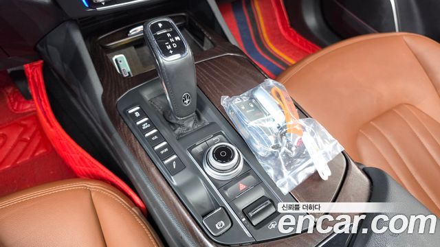 Maserati Levante 2019 — photo 12