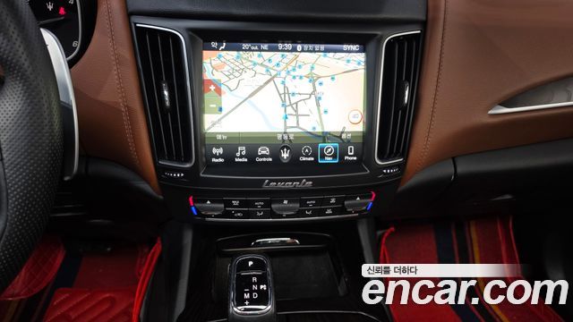 Maserati Levante 2019 — photo 19