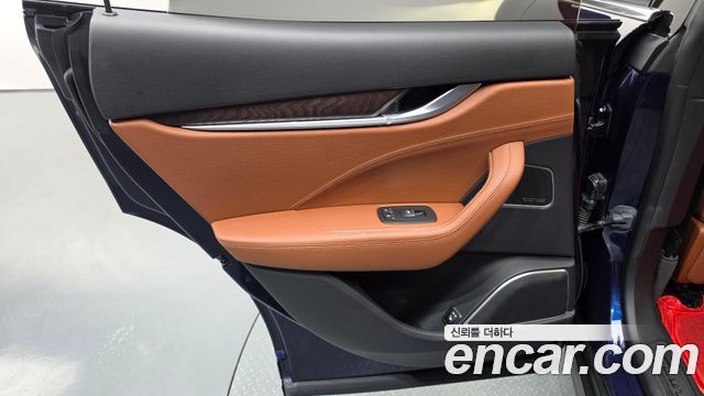Maserati Levante 2019 — photo 15