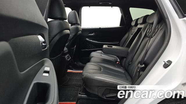 Hyundai Santafe 2021 — photo 17