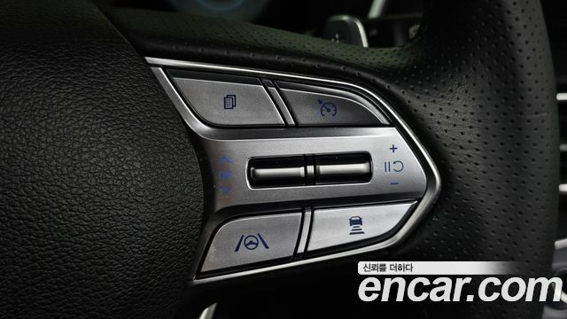 Hyundai Santafe 2021 — photo 24