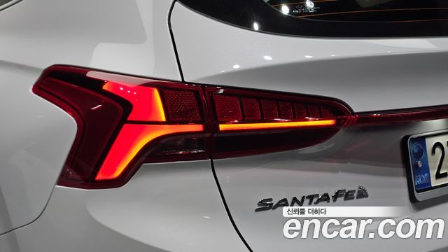Hyundai Santafe 2021 — photo 9
