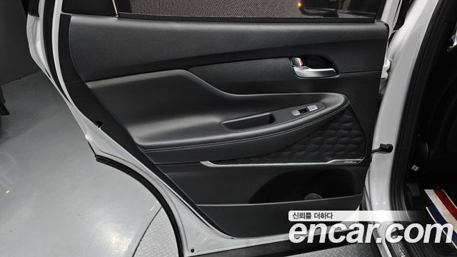 Hyundai Santafe 2021 — photo 15
