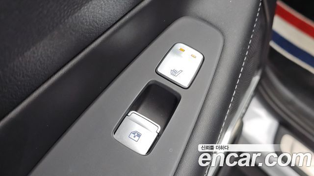 Hyundai Santafe 2021 — photo 29