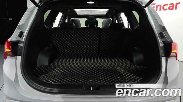 Hyundai Santafe 2021 — photo 36