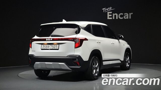Kia Seltos 2023 — photo 2