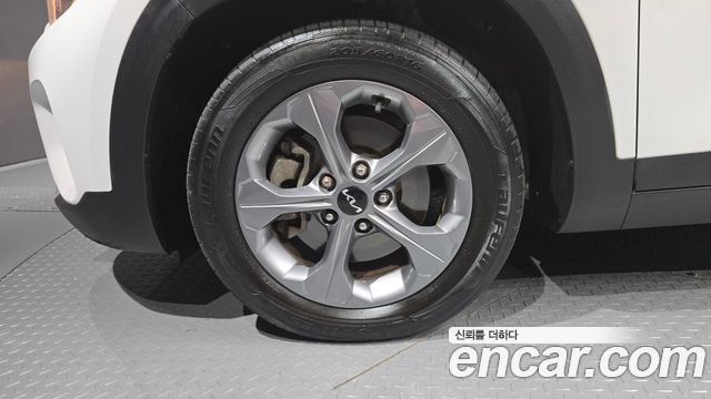 Kia Seltos 2023 — photo 5