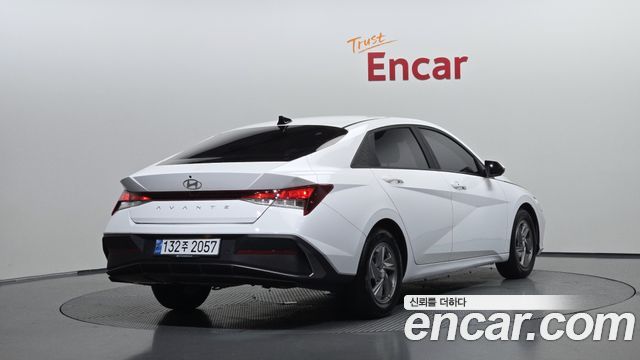 Hyundai AVANTE 2024 — photo 2