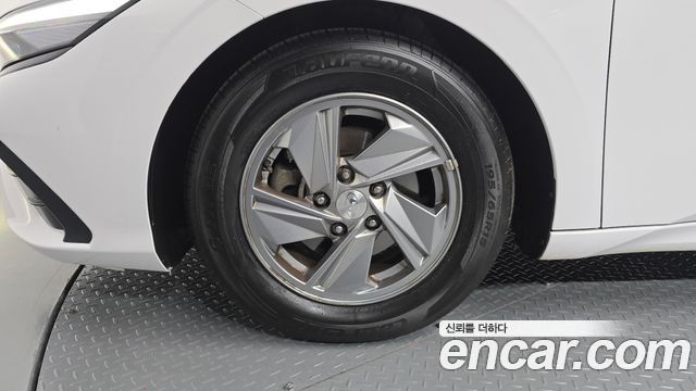 Hyundai AVANTE 2024 — photo 5