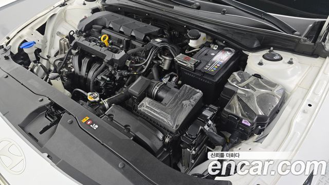 Hyundai AVANTE 2024 — photo 6
